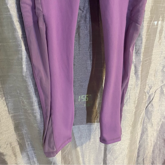 Fabletics SZ XS, 7/8 leggings,Power Hold, high waisted, 3 pockets, GUC, mesh - Picture 12 of 16